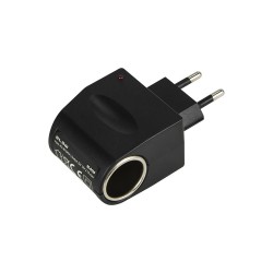 Menič napätia 230V/12V 2,1 A – adaptér so zásuvkou autozapaľovača